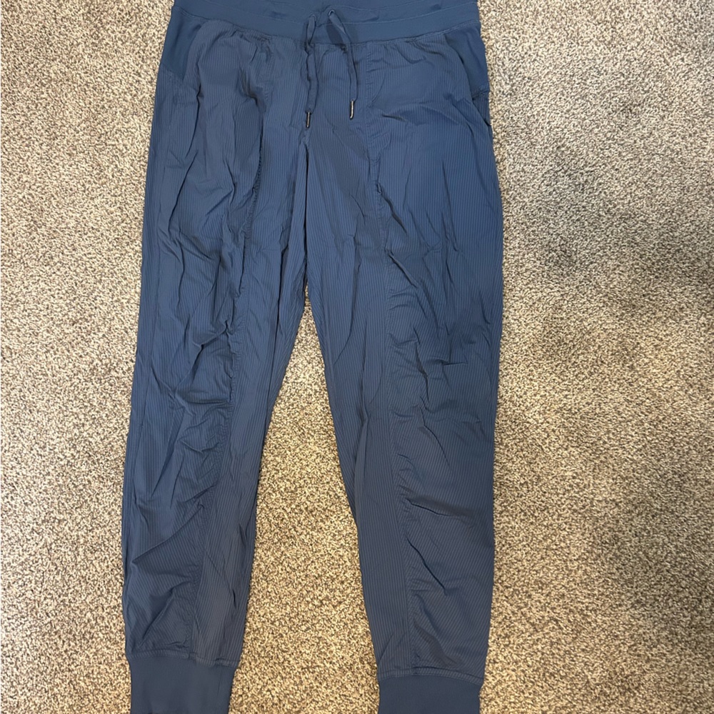 Lululemon joggers